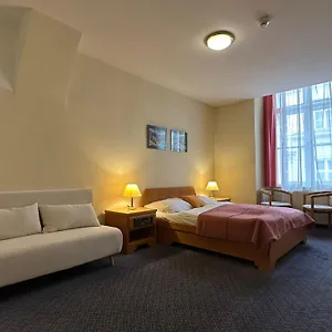 Very Central Apartments, 5 Min To City Center, No Reception Vienna